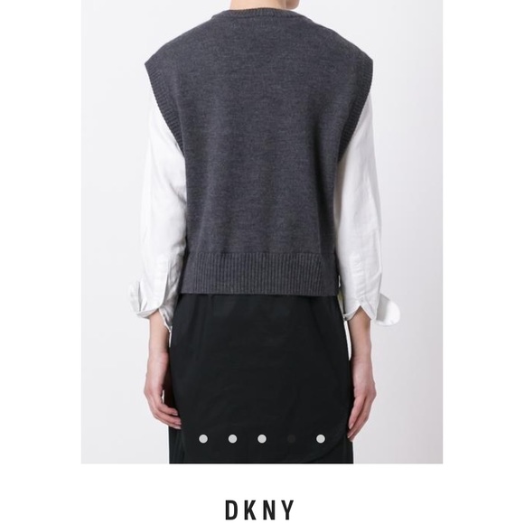 DKNY Sleeveless Sweater with tail - Picture 3 of 4